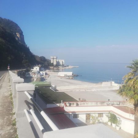 Maremonti Apartments Castellammare di Stabia Bagian luar foto