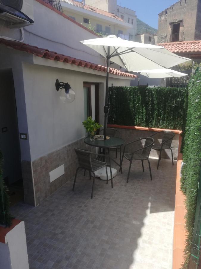 Maremonti Apartments Castellammare di Stabia Bagian luar foto